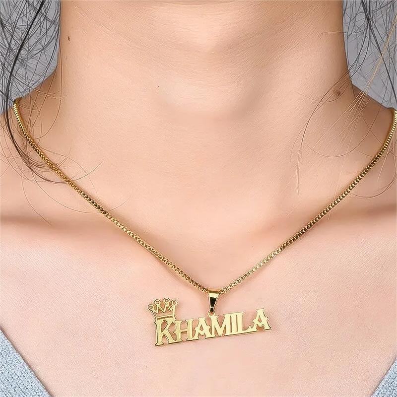 

1pc Customized Crown English Letter Pendant Link Chain Necklace Simple Style 304 Stainless Steel Neck Chain Jewelry (customized Notes Can Only Be Used In English)