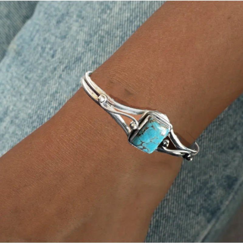

Vintage Style Turquoise Bracelet For Women Silver Plated Boho Hand Jewelry Ornament