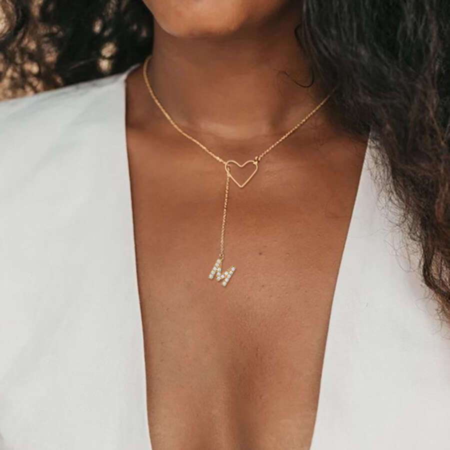 

1pc Luxury Simple Style Heart And Initial Pendant Chain Necklace Plated Letter Pendant Necklace For Women