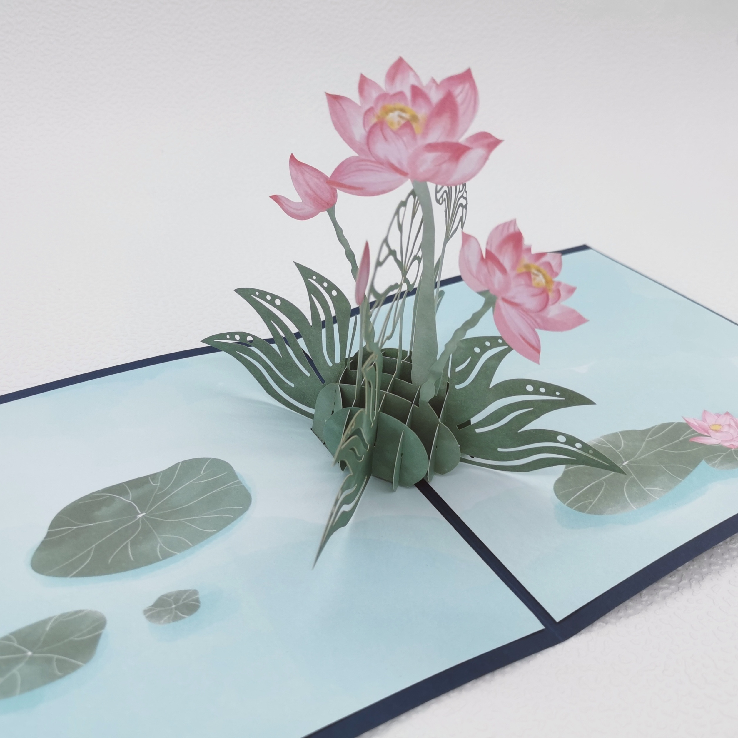 

1pc 3d Lotus Pop Up Greeting Card With Envelope, Chinese Style Classical Leaf & Flower Birthday Mother's Day Gift Blessing Card, Creative Paper Carving Ornament, Thanksgiving Wishing Card For Friend