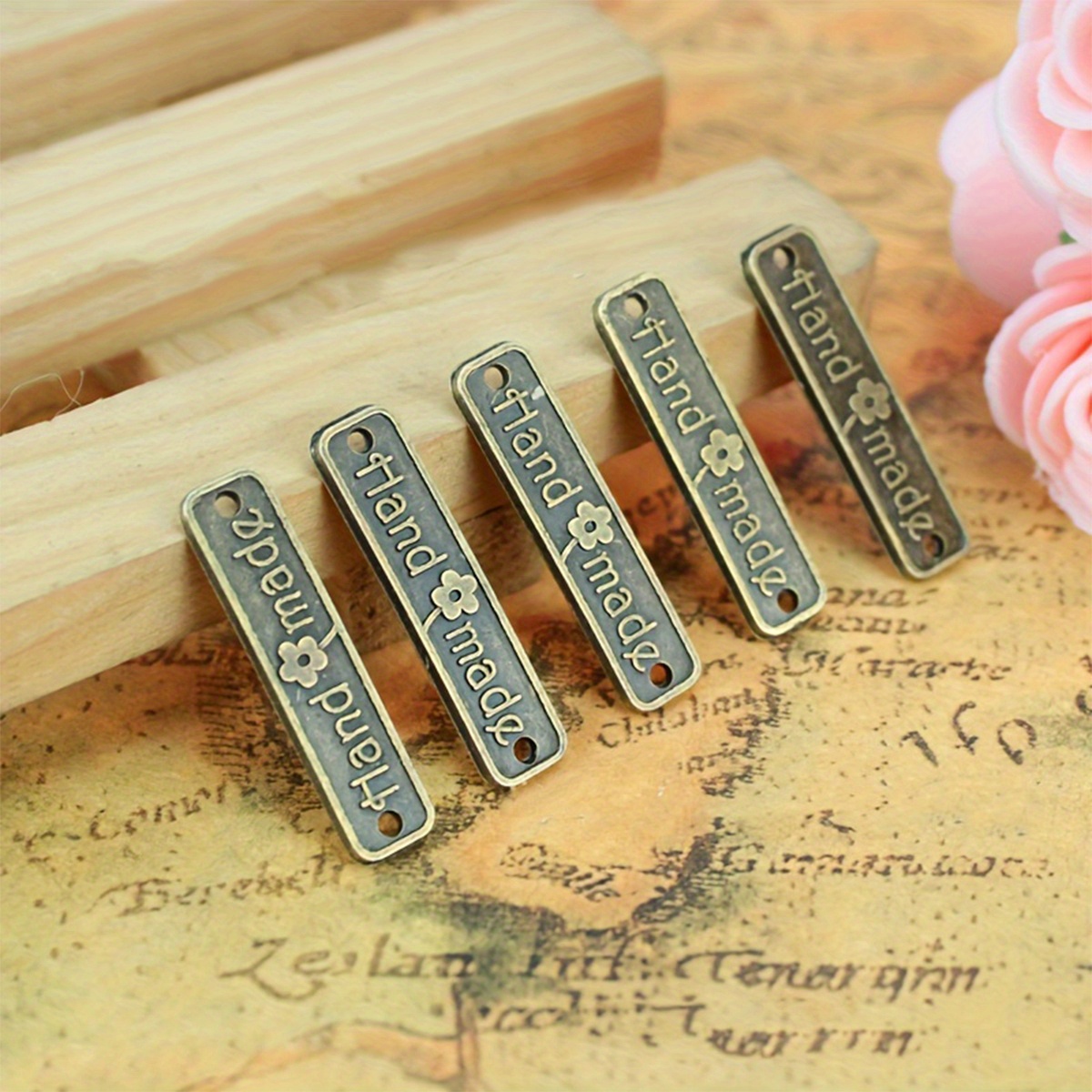 

20pcs Vintage Metal Clothing Labels, Diy Sewing Accessory For Women's Bags, Decorative Tags For Craft Supplies