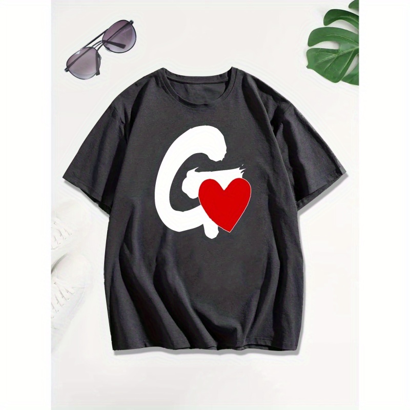 

Letter G & Love Heart Pattern Print Casual Crew Neck Short Sleeve T-shirt For Men, Quick-drying Comfy Casual Summer Tops For Daily Wear Work Out And Vacation Resorts