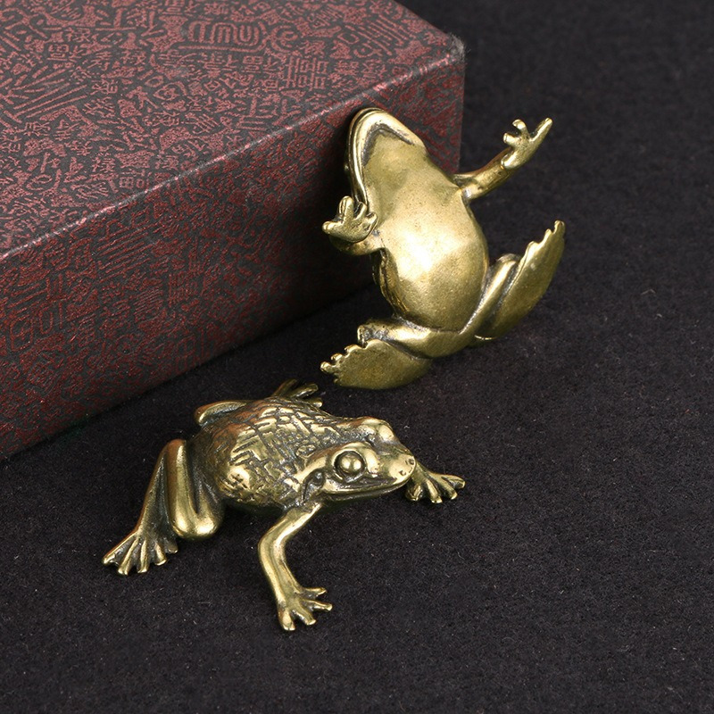 2pcs vintage brass feng shui frogs set antique style prosperity money toad figurines tea pet table decor craft brass statuettes home decor