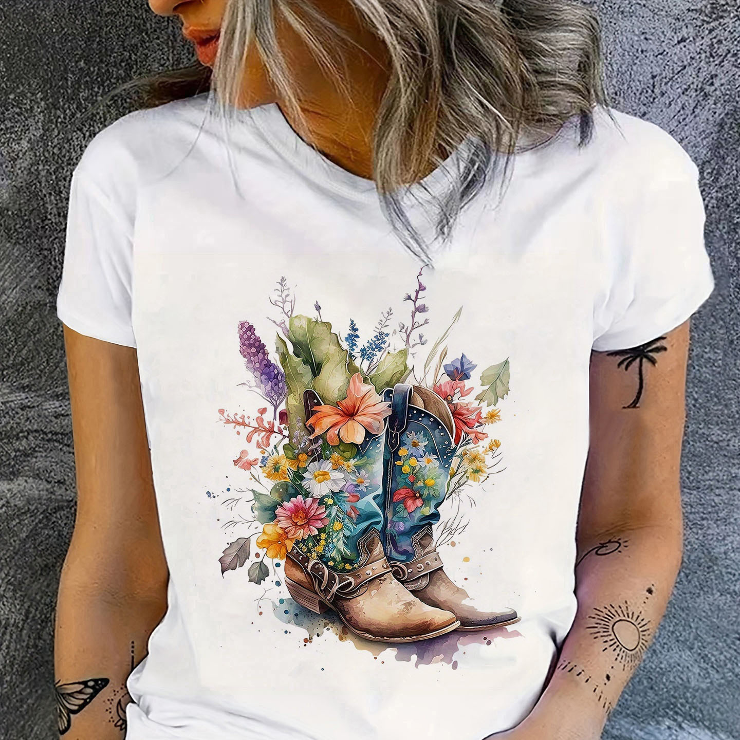 

Graphic Print T-shirt, Short Sleeve Crew Neck Casual Top For Summer & Spring, Women's Clothing