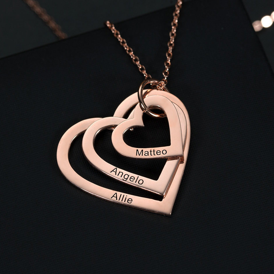 

Personalized Stainless Steel Layered Heart Necklace, Customized Family Name Engraved, Hollow Love Pendant, Elegant & Minimalist Style, Couples Gift, Mother's Day Present, Creative Jewelry Accessory