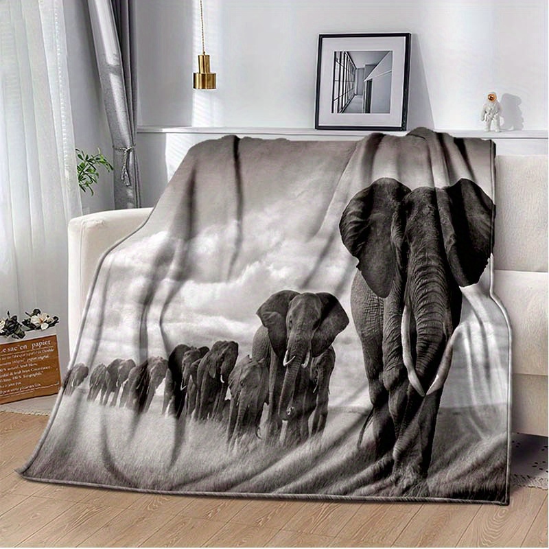 

1pc A Group Of Elephants, Soft Plush Blankets, Warm Throw Blankets, Living Room Blankets, Bedroom Beds, Sofas, Picnics, Travel, Camping, Sleeping Blankets For Car Interior Blanket