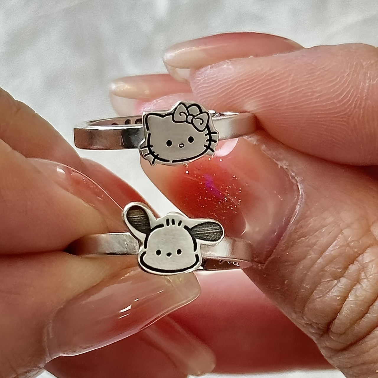 

Authorized Ring Hello Kitty Open Ring Cartoon Graffiti Exquisite Fashion Temperament Pacha Dog Couple Models Ring Ring Christmas Halloween New Year's Gift Valentine's Day Gift Birthday Gift