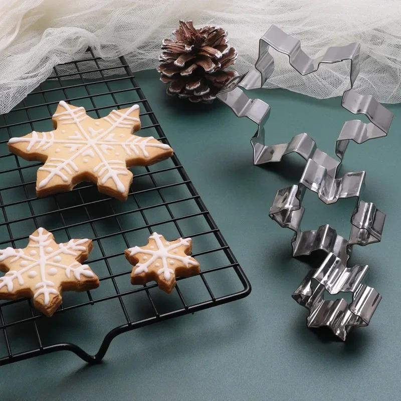 3pcs set of 3d christmas snowflake stainless steel cookie cutters fondant biscuit embossing molds   holiday baking   holiday baking tools durable baking molds Product details 5