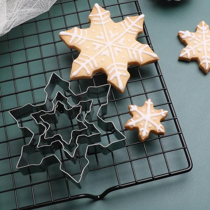3pcs set of 3d christmas snowflake stainless steel cookie cutters fondant biscuit embossing molds   holiday baking   holiday baking tools durable baking molds Product details 0