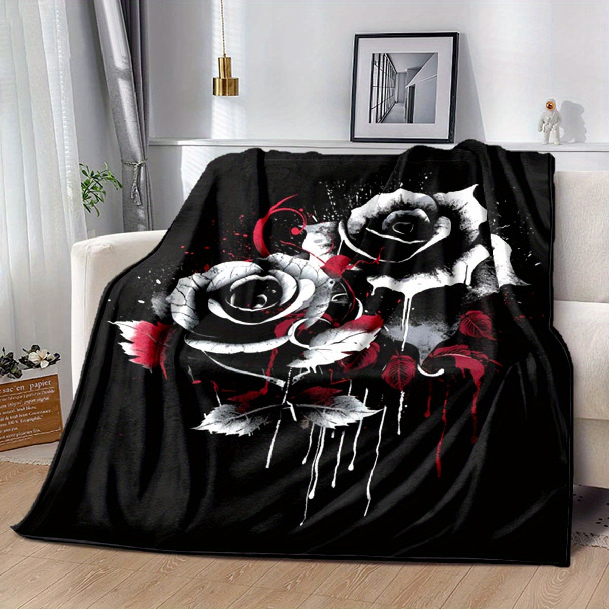 

1pc Cozy Dark Rose Printed Blanket - Lightweight Flannel Throw For Sofa, Bed, Travel, Camping, Living Room,couch, Fleece Blanket, Gifts For Family Or Friend