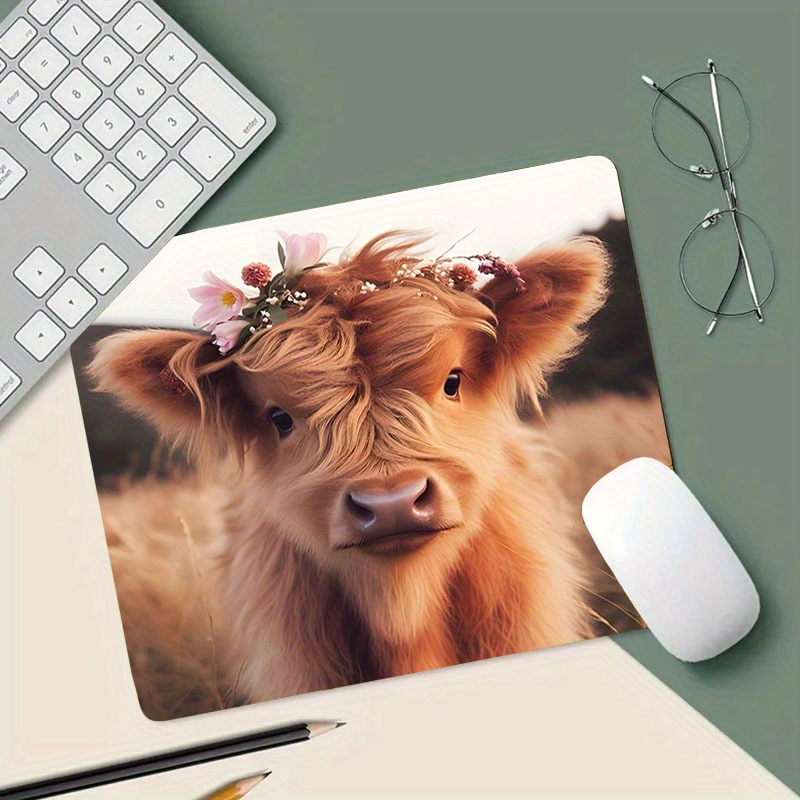 

1pc Cute Highland Cow Pattern Small Mouse Pad Computer Hd Desk Mat Keyboard Pad With Non-slip Rubber Base Stitched Edge Portable 7.87*9.44in, For Work, Game, Home, Gifts For Boyfriend/girlfriend