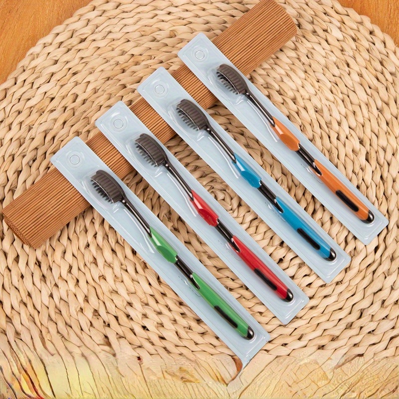 aishukou предлагает премиальную мягкощетинистую зубную щетку из бамбукового угля, предназначенную для бытового использования, и доступную для оптовой покупки у независимого производителя. подробные сведения 3