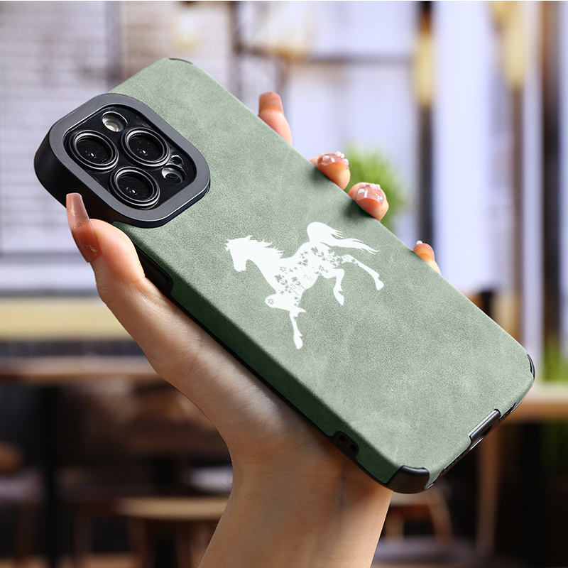 

Luxury Faux Leather Shockproof White Horse Pattern Case For Iphone 15/14/13/12/11/xs/xr/x/8/7/se2/se3/plus/pro Max Camera Lens All Inclusive Protective Soft Case Girls Phone Case