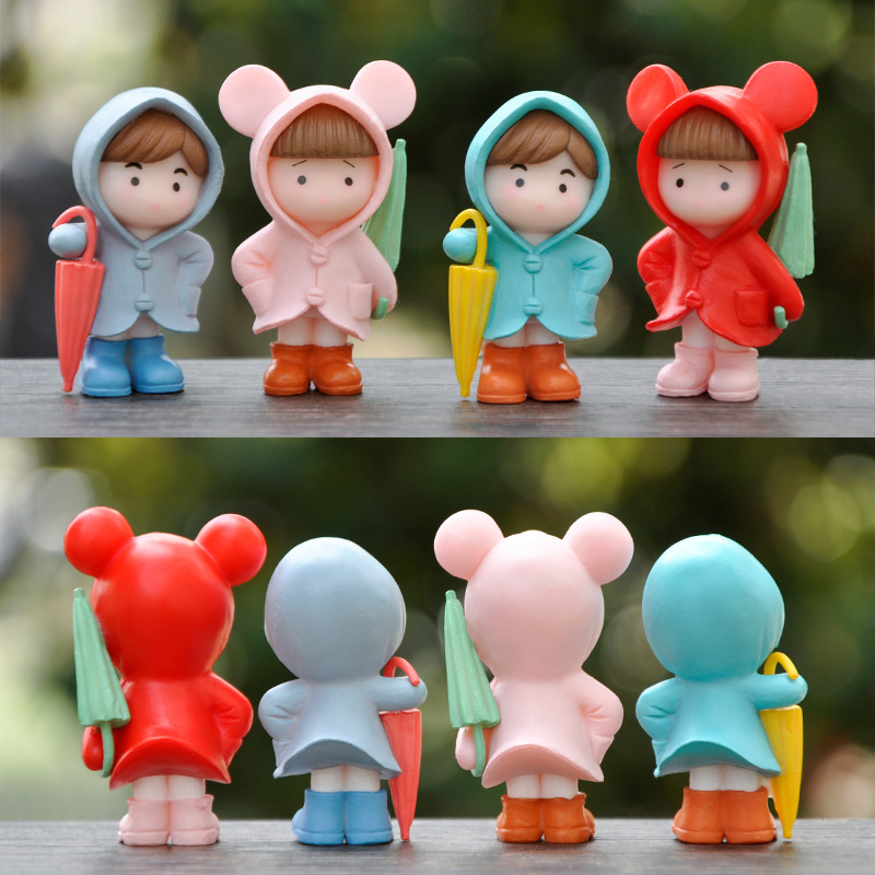 

4pcs Cute Super Cute Girl Little Girl Cartoon Raincoat Couple Puppet Small Ornaments Desktop Micro Landscape Decorations