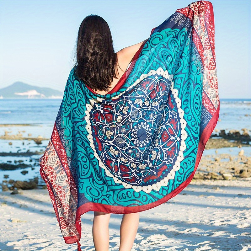 

Écharpe bohème en coton et lin pour femmes, châle de protection solaire de voyage, enveloppement de plage polyvalent, accents de pompons colorés, accessoire léger et respirant.
