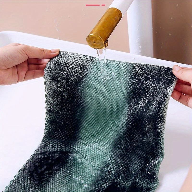 10pcs microfiber cleaning cloths lint free reusable fish scale towels for windows cars kitchen bathroom soft absorbent   details 4