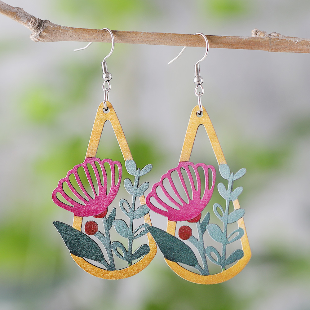 

1pair Spring Summer Bohemian Flowers Leaves Hollow Water Drop Dangle Earrings For Women Ins Style Fresh Plant Wood Double-sided Earrings Ear Jewelry Gift