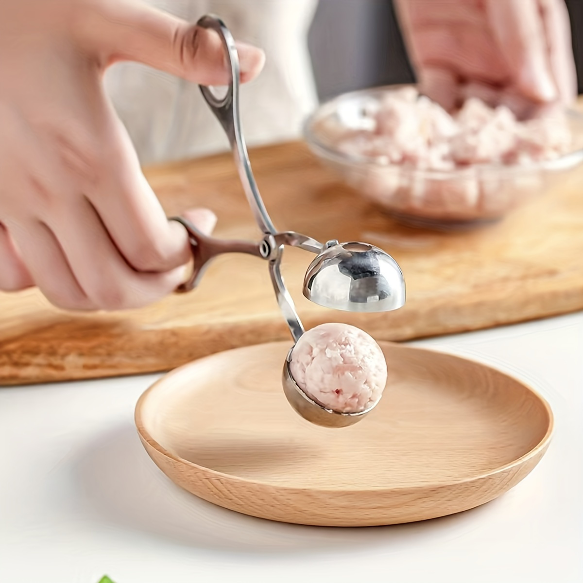1pc non stick meatball maker stainless steel meatball scoop with long handle ideal for restaurants kitchenware tableware Product details 6