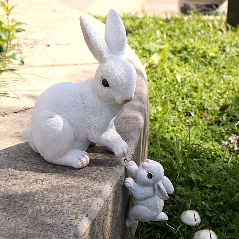 

Statue de lapin en résine, Maman et bébé figurine de lapin de Pâques, décor de jardin Lapins blancs avec couronnes de fleurs, décoration artistique de table d'extérieur de jardin à la maison