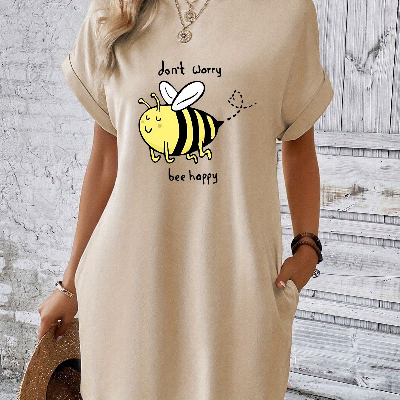 

Bee Print Dress With Pockets, Casual Short Sleeve Crew Neck Dress For Spring & Summer, Women's Clothing