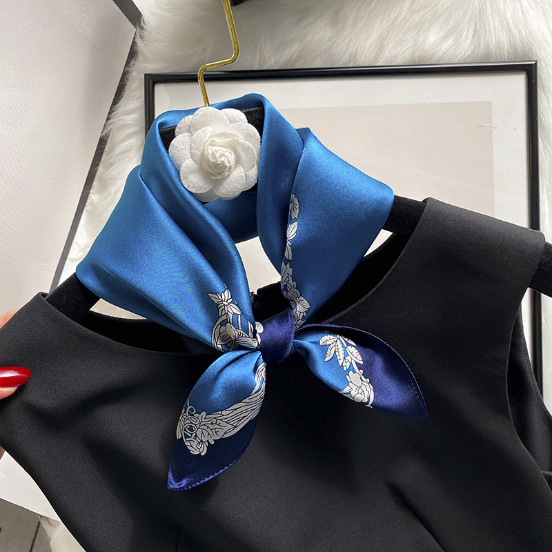 

26.77inch Blue Square Scarf Simulated Silk Thin Neck Scarf Elegant Style Decorative Small Scarf