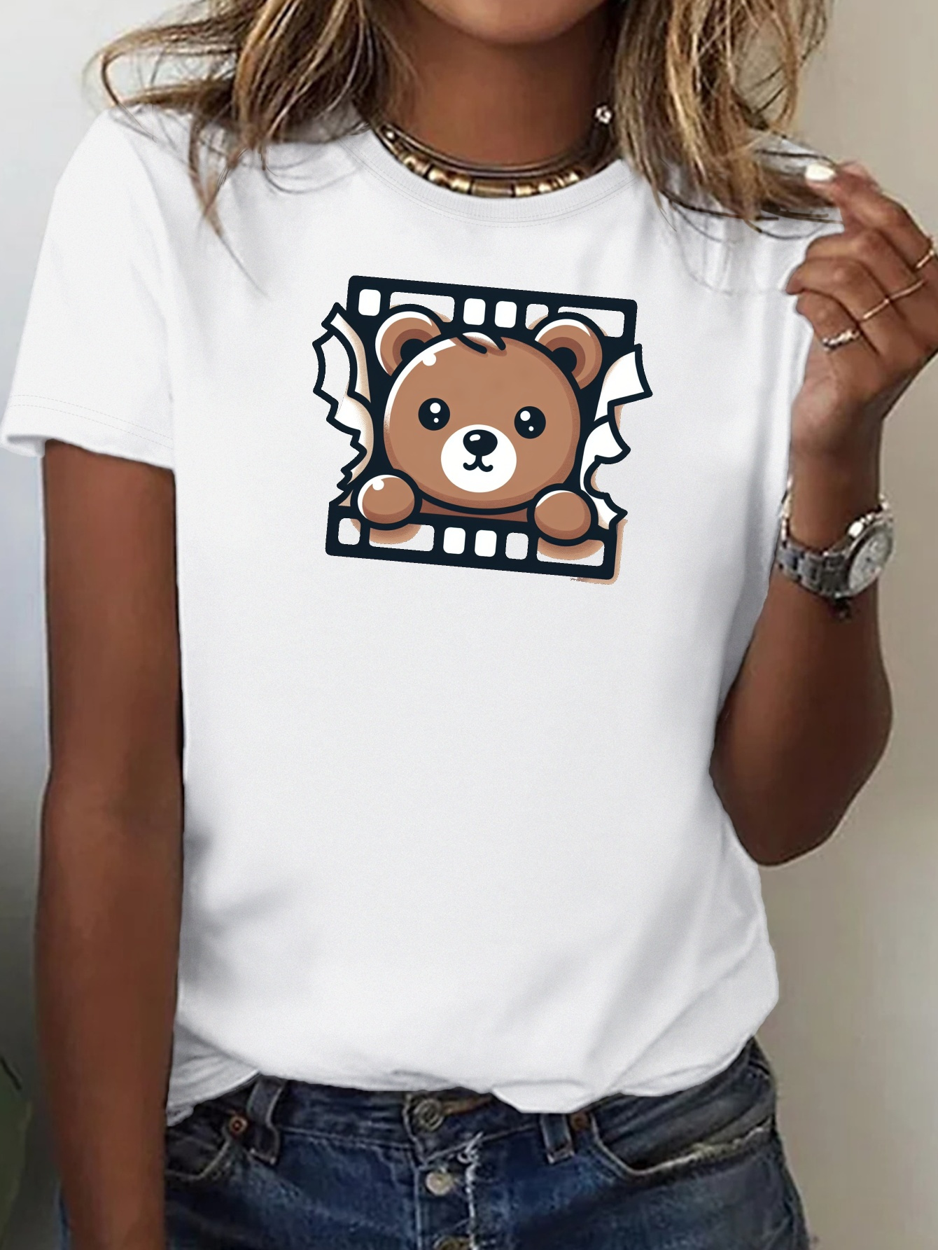 Women's Oversized Bear Graphic T-Shirt - SweatyRocks Short Sleeve Crewneck Summer Top