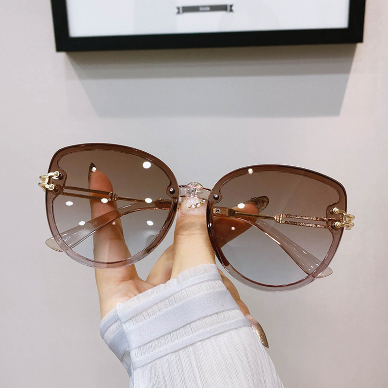 

Cat Eye Frame Fashion Glasses For Women Men Anti Glare Sun Shades Glasses For Driving Beach Travel