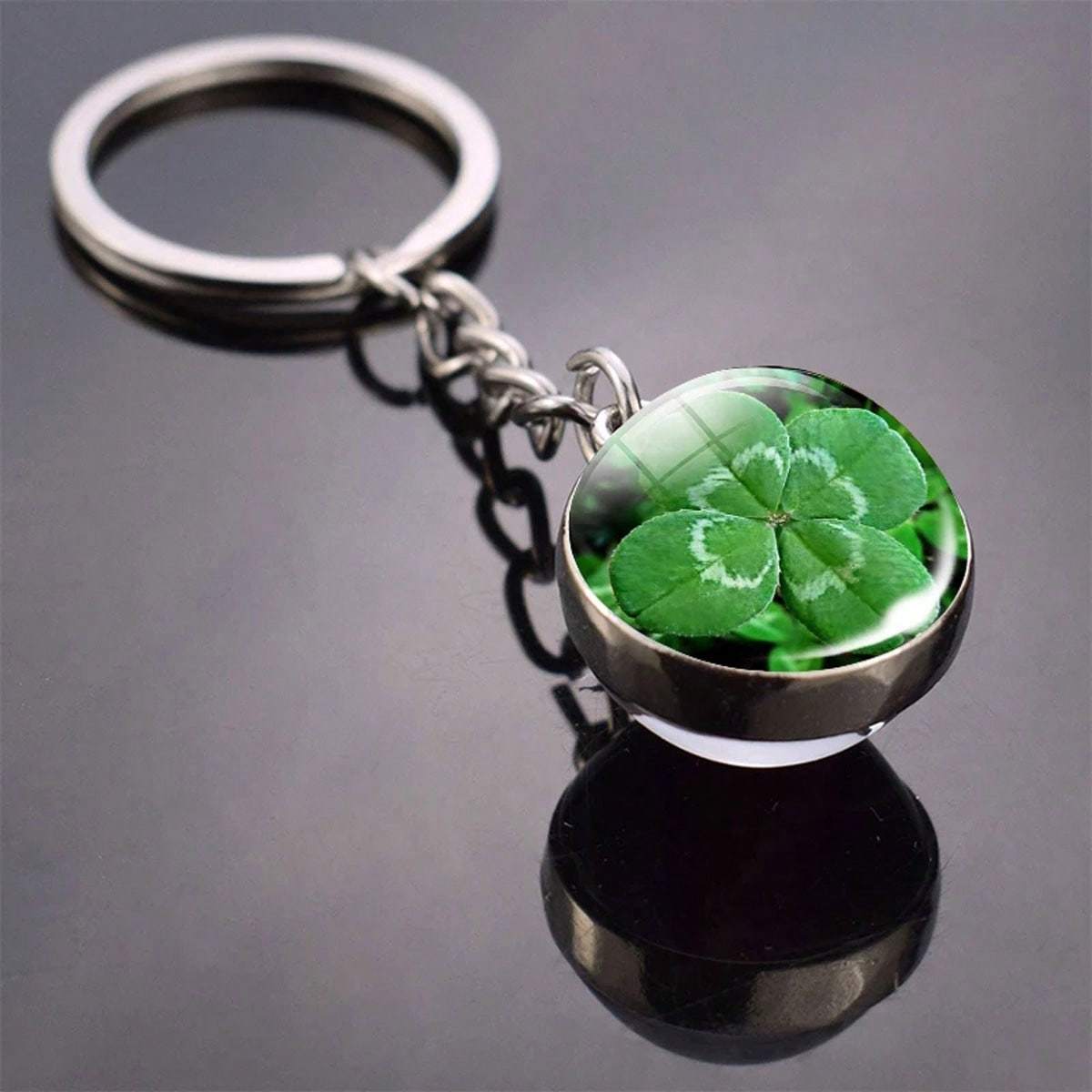 

1pc Lucky Four-leaf Clover Casual Style Keychain, For Key Ring Decoration, Ideal For St. Patrick's Day Gift