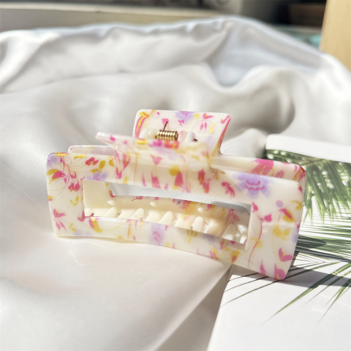 1 Spring And Summer Colorful Printed Hairpin Fresh Water Transfer Printing Grab Clip Textured Flower Shark Clip Hair Additions
