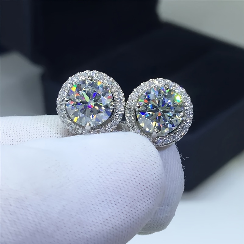 

2pcs 6ct Moissanite 925 Sterling Silver Stud Earrings, Fashion Classic Ear Jewelry, Birthday Anniversary Halloween Gift For Women Men