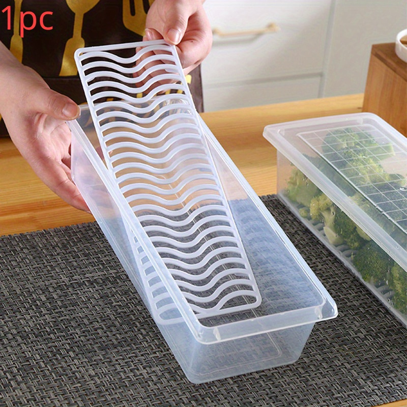 

1pc Refrigerator Fresh-keeping Drain Box, Rectangular Plastic Food Storage Container With Lid, Uncharged Sealed Freezer Organizer For Fruits, Vegetables, And Fish