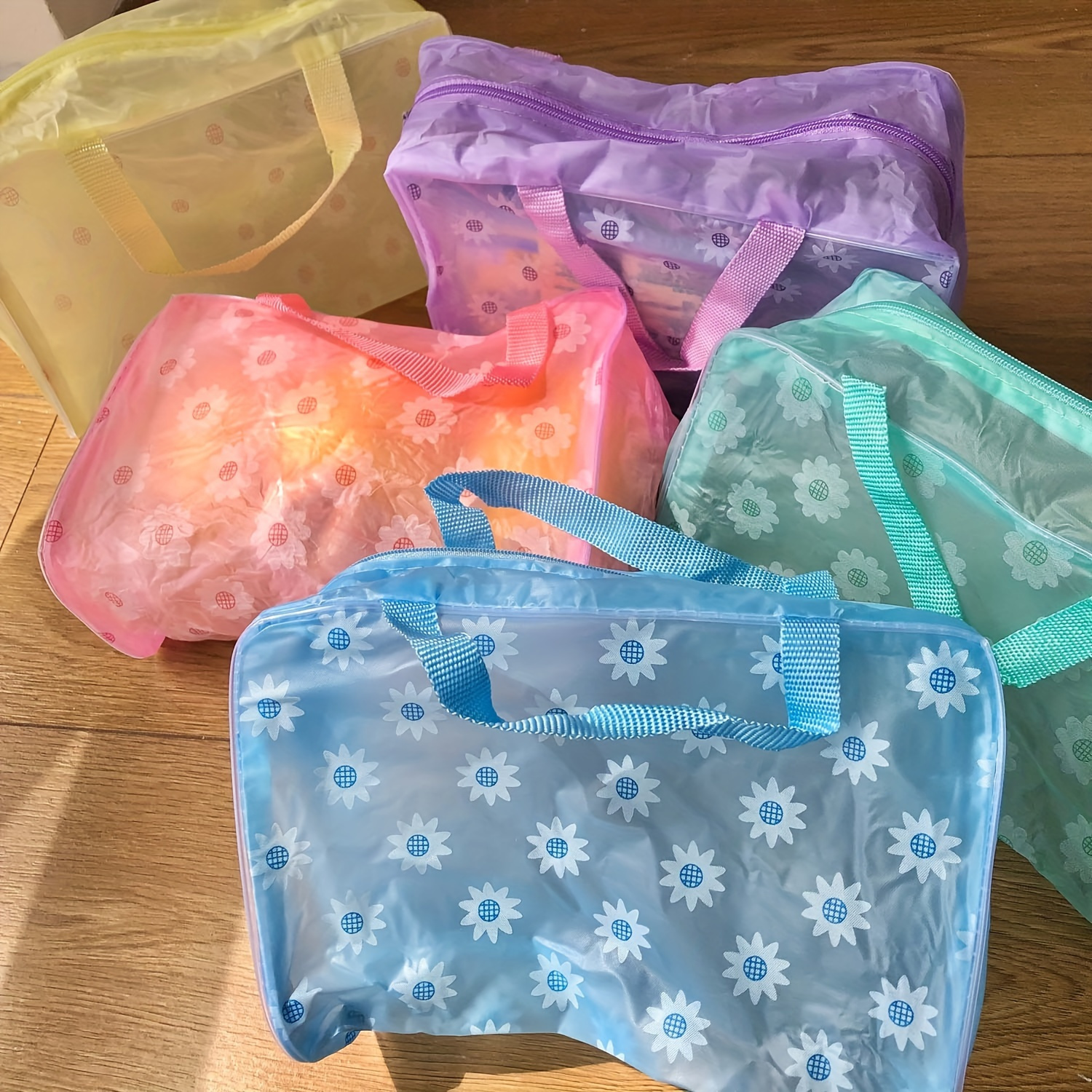 

5pcs Transparent Flower Pattern Square Makeup Bags, Plastic Handheld Cosmetic Bags For Travel, Versatile Storage Bags With Zipper Handle