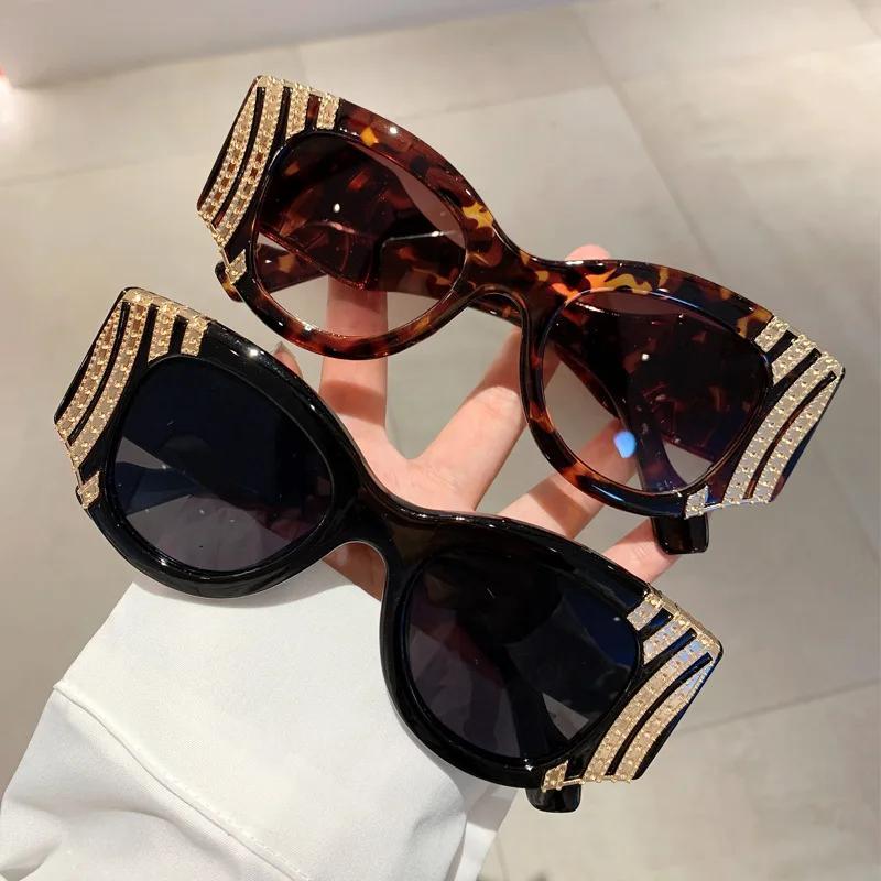 

Big Frame Cat Eye Fashion Glasses Women Vintage Trendy Glasses Punk Oversized Luxury Sexy Ladies Shades Glasses