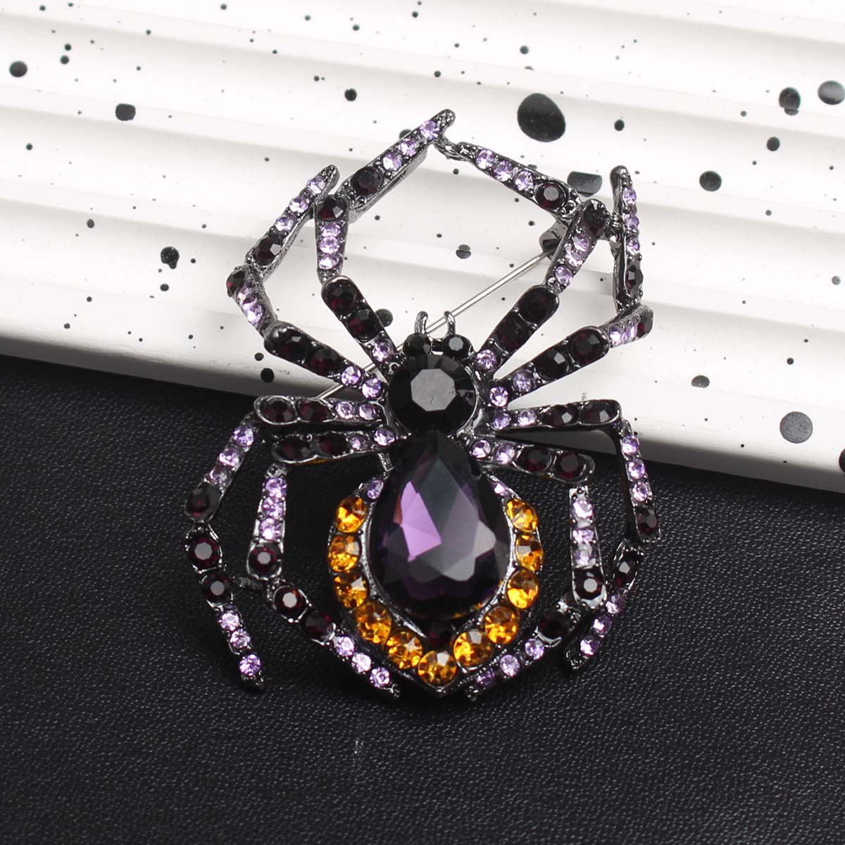 

Bohemian Luxury Style Spider Brooch, Exaggerated Halloween Rhinestone Insect Pin, Personalized Fashion Accessory For Clothing