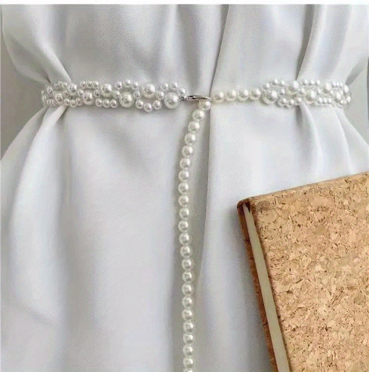 maroon tie with suit