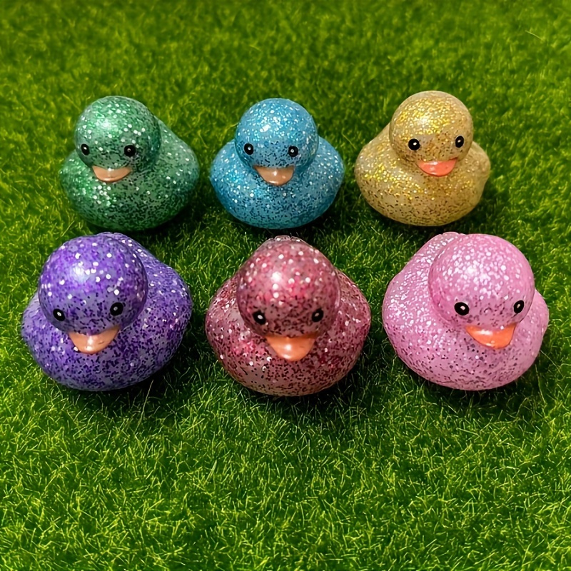 

6pcs, Cute Little Duck Bath Squeezable And Fun Water Props Fun Bathtub Supplies, Non-toxic Material