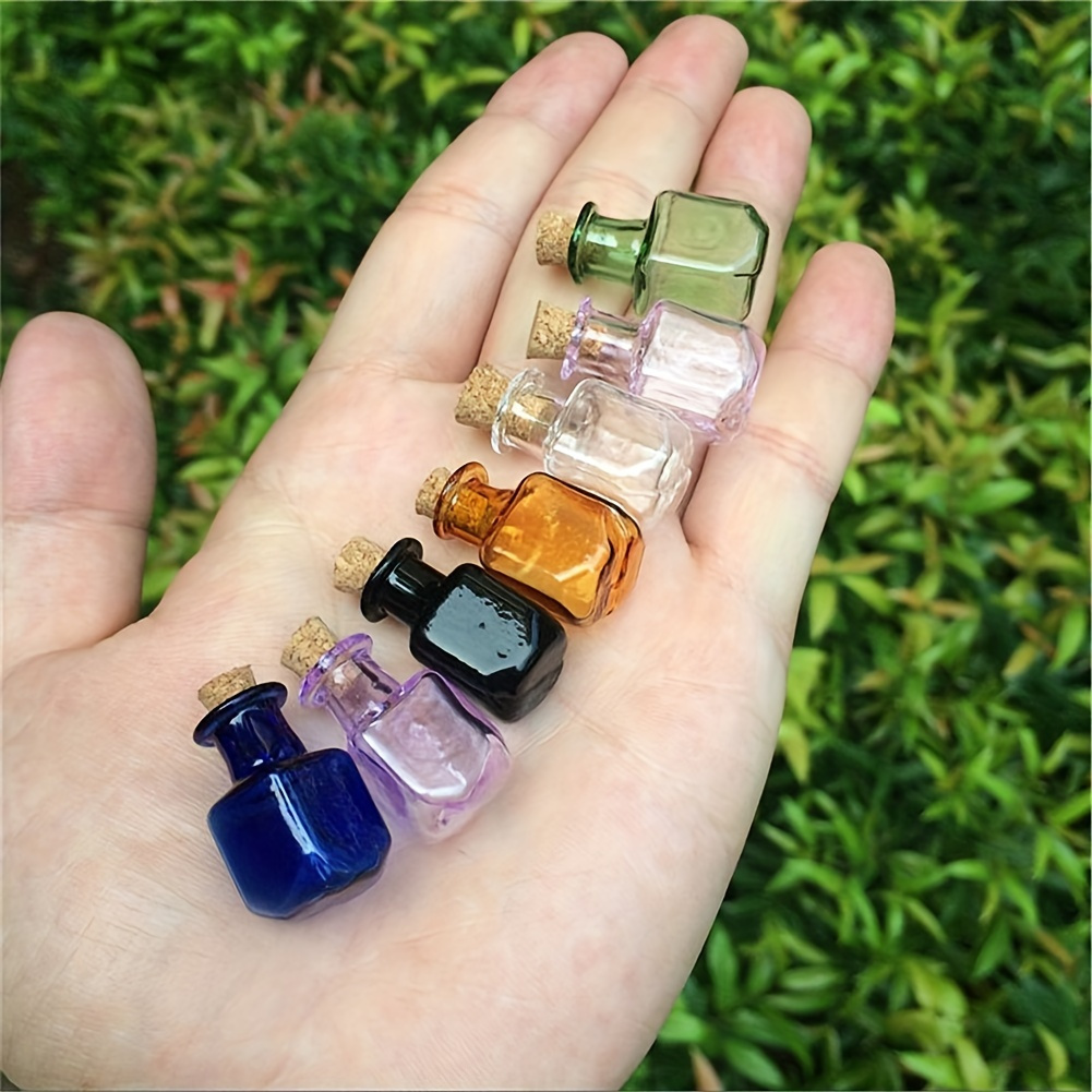 

7pcs Mini Glass Bottles Set, Rectangle Colorful Vials With Corks, Mix 7 Colors, Tiny Jars For Notes Storage, Diy Crafts, Decor (0.59x0.98 Inches)