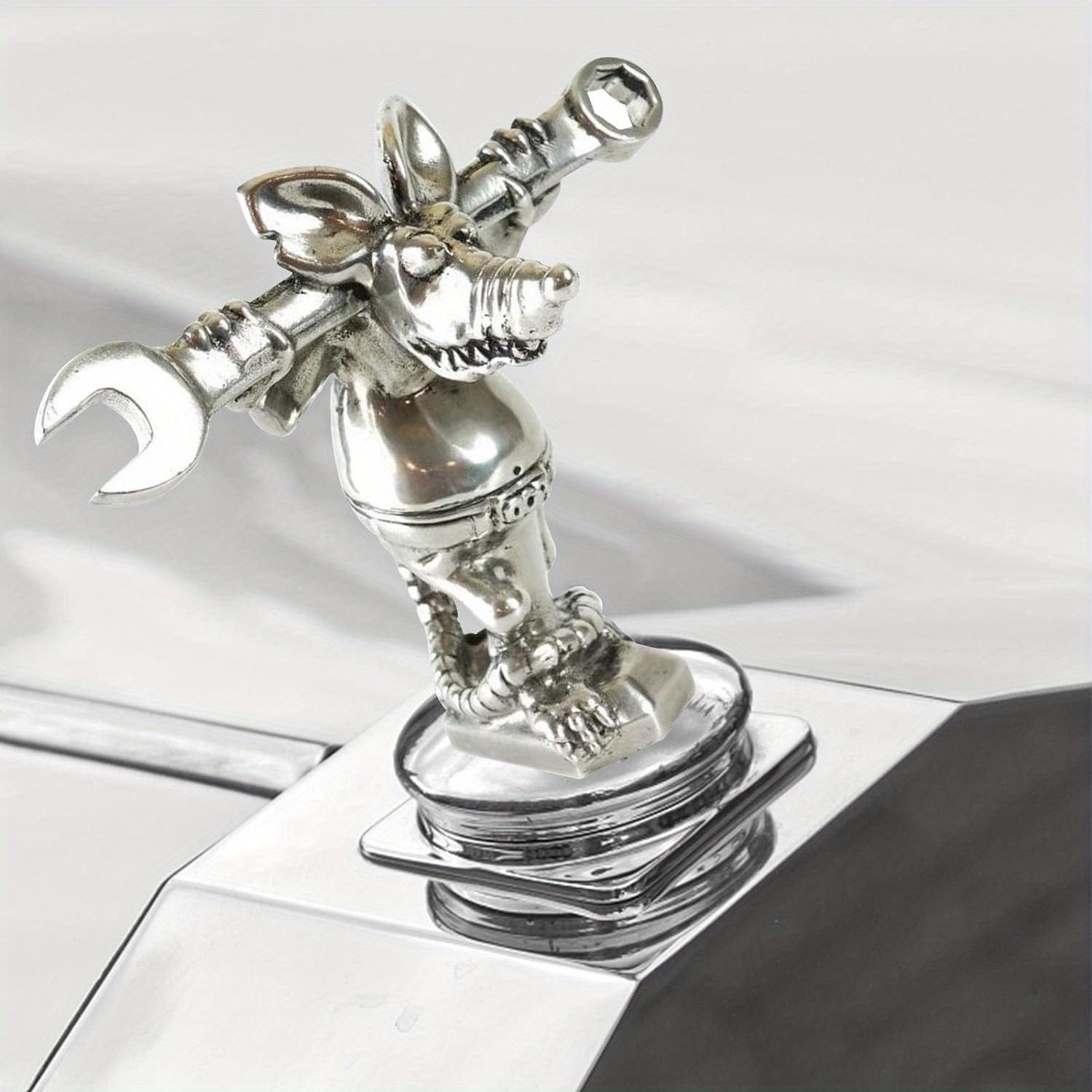 

Mechanic Rat Hood Ornament - Distinctive Vehicle Styling Accessory, Durable Material For Indoor/outdoor Display
