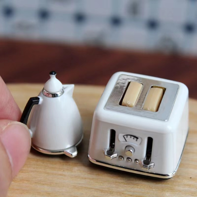 

Charming 1/12 Scale Dollhouse Miniature Toaster & Kettle Set - Perfect For Bjd Dolls, Ideal Christmas Or New Year Gift