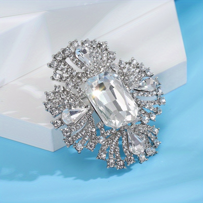 luxurious crystal glass brooch stylish high end   clothing accessory diamond studded chest pin details 7