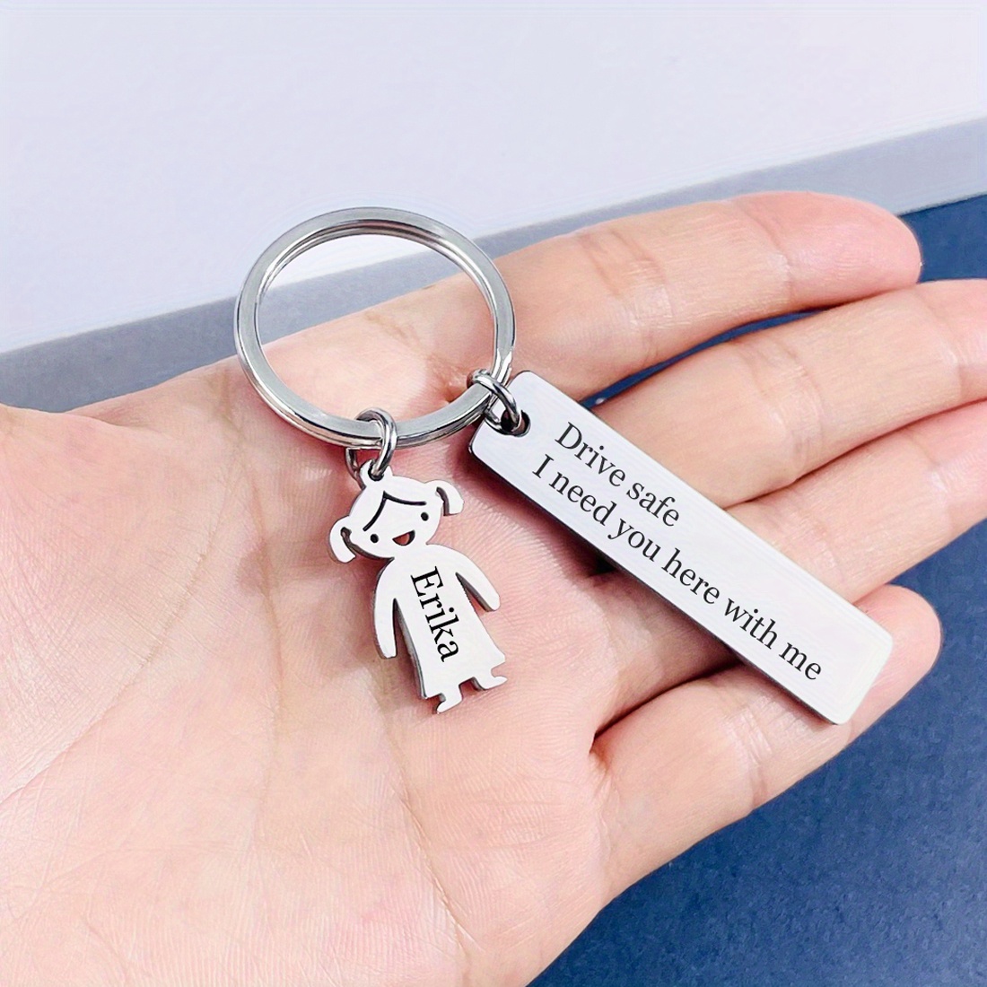 

Customized Keychain With Names & Text Engraved, Family Keyring For Dad And Mom, Gift For Father's Day, Mother's Day