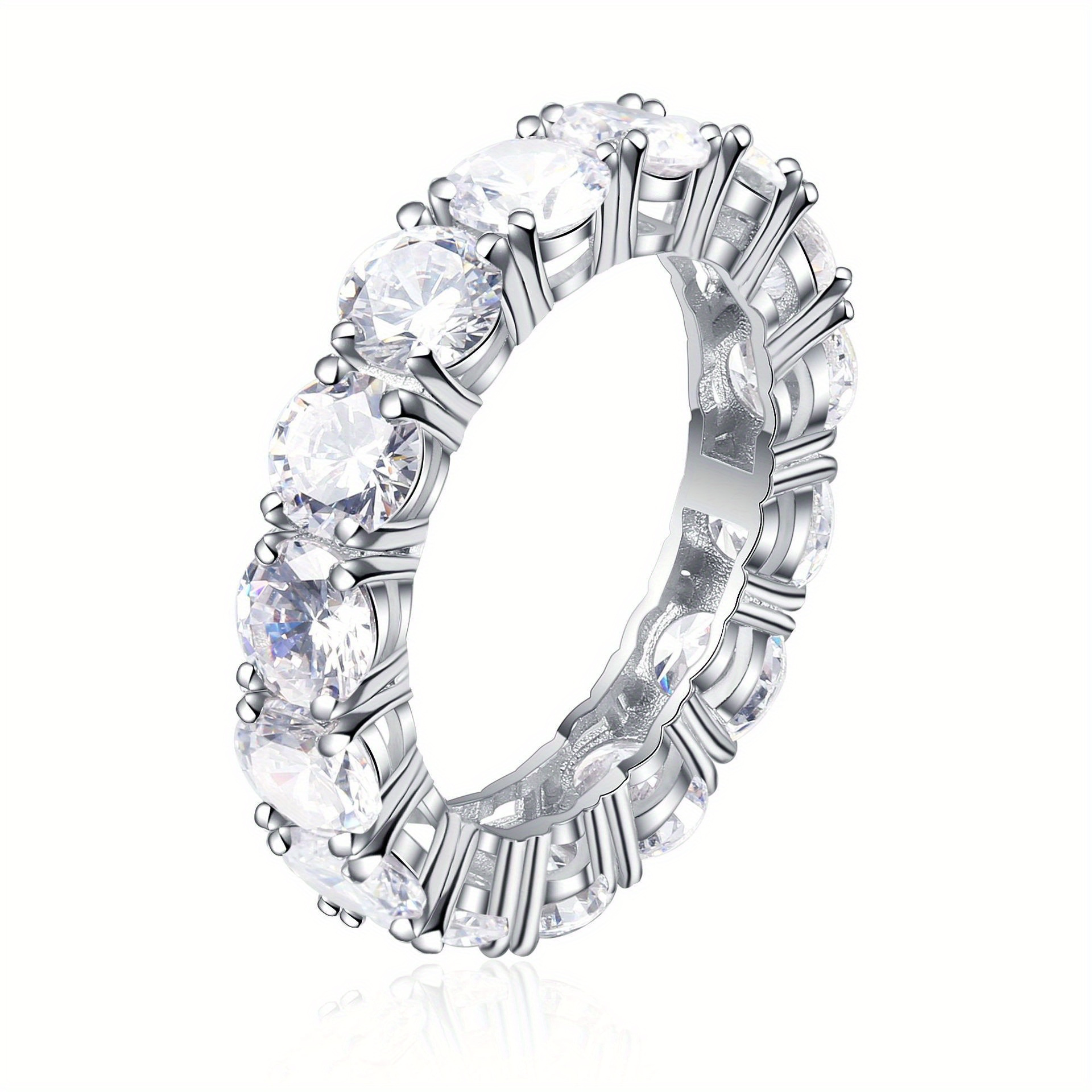 A 925 Silver Ring Featuring A 7ct Moissanite, Designed In Retro Style Suitable For Men. This Versatile Piece Combines With A High-end Feel