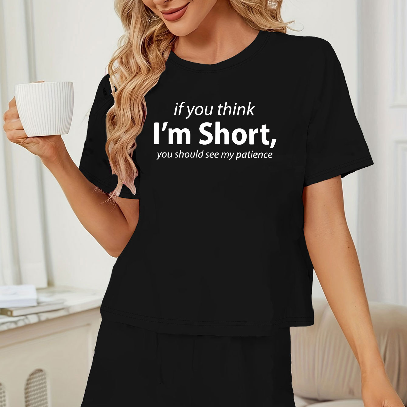 

Women's Set - 'i'm Short' Print, Round Neck Short Sleeve Top & Shorts Clothing Set, Breathable Polyester , Machine Washable