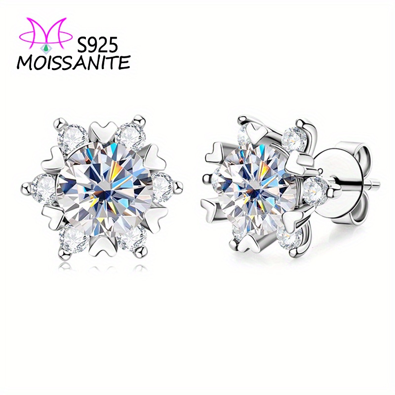 

Sterling 925 Silver Hypoallergenic Ear Jewelry Snowflake Design Shiny Moissanite Inlaid Stud Earrings Delicate Female Gift