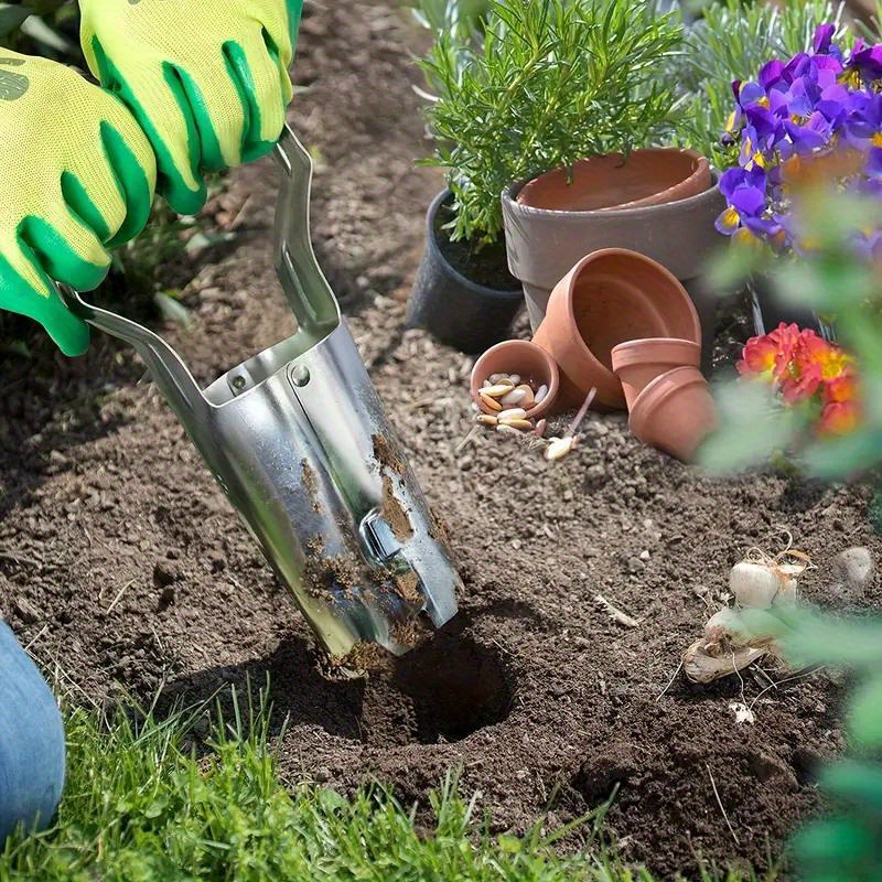 

1pc, Garden Soil Transplanter Tool, 8.66in Metal With 5.12in Plastic Handle, Durable Handheld Planting Digger, Seedling Succulent Planter Shovel For Vegetable Flower Gardens