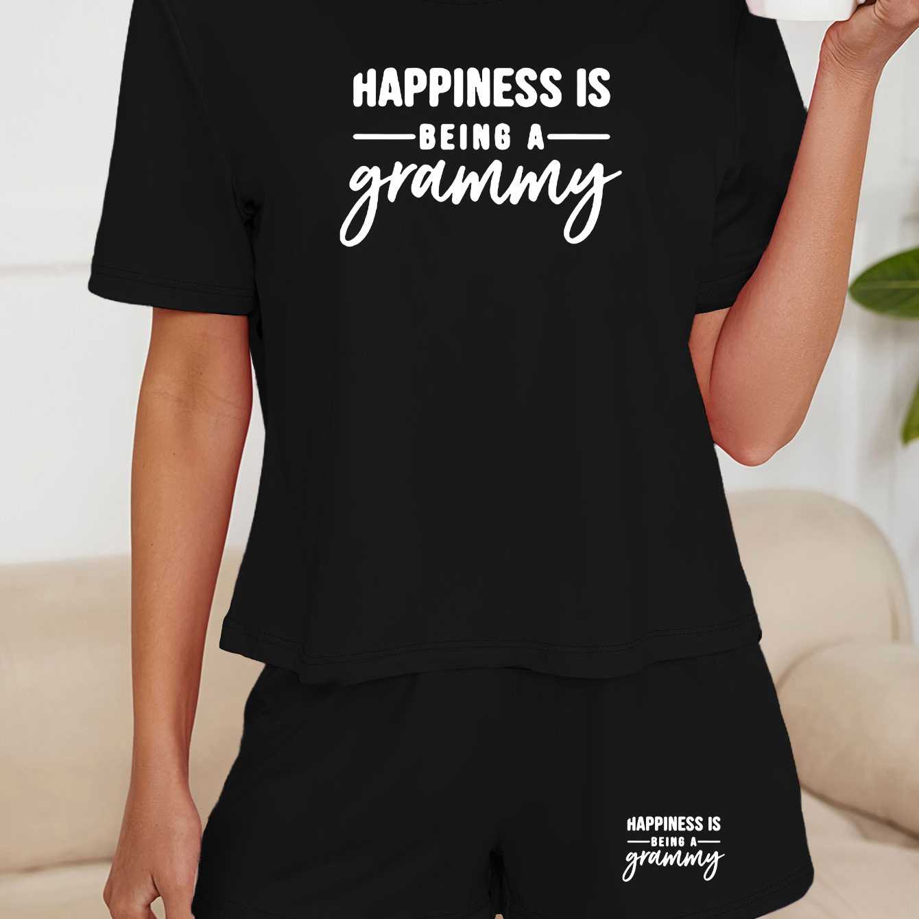 

Women's "happiness Is Being A Grammy" Casual Short Sleeve Top And Shorts Set, Round Neck Lounge Outfit, Relaxed Fit In Black - Comfortable For Home & Leisure