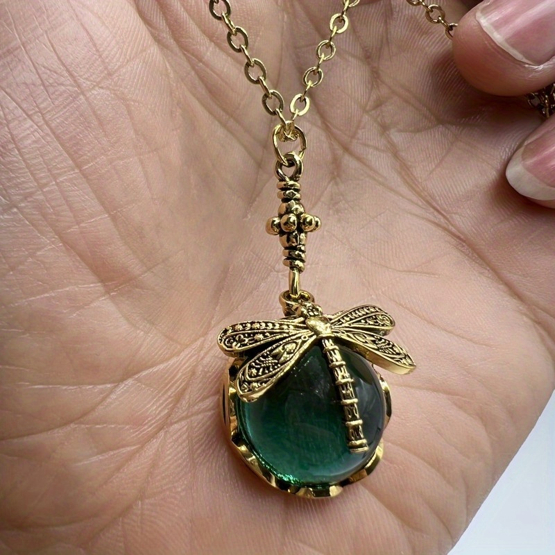 TEMU Hand Dragonfly Pendant Necklace For Women - Vintage Bronze With - Ethnic Silvery Color Round Shape Neck Jewelry