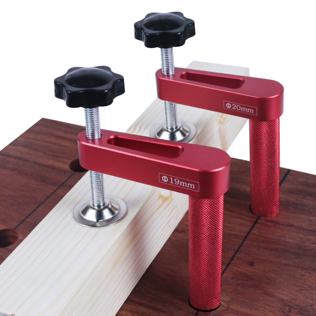 

2pcs Aluminum Alloy Dog Hole Clamps, 3/4" (19mm) / 20mm, Woodworking Clamp With Bench Stop, Red Desktop Fixed Clip, Hold Down Clamps For Workbench Secure Grip