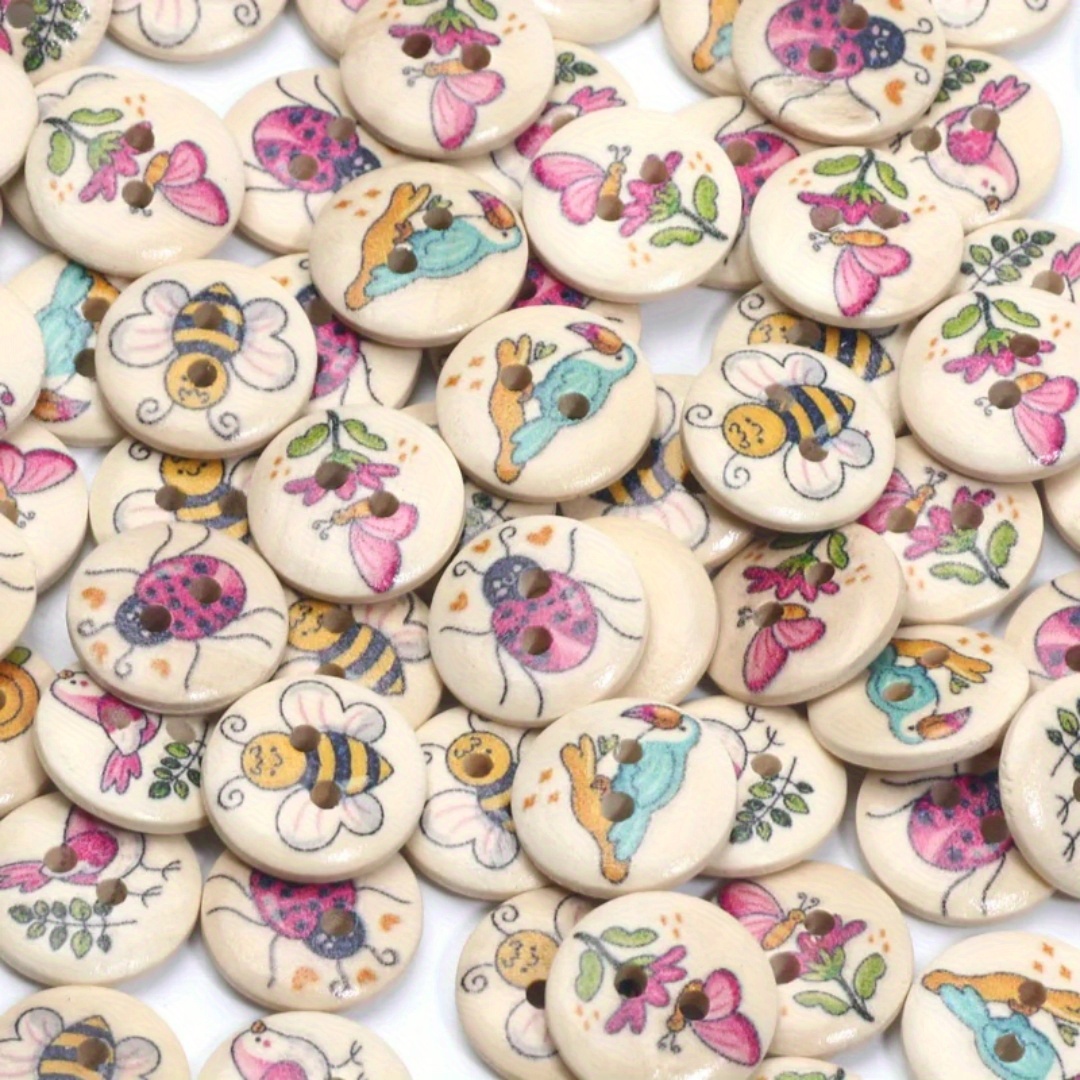 

100pcs Mixed Animal Designs 2-hole Wooden Buttons, 15mm - Perfect For Sewing & Crafts