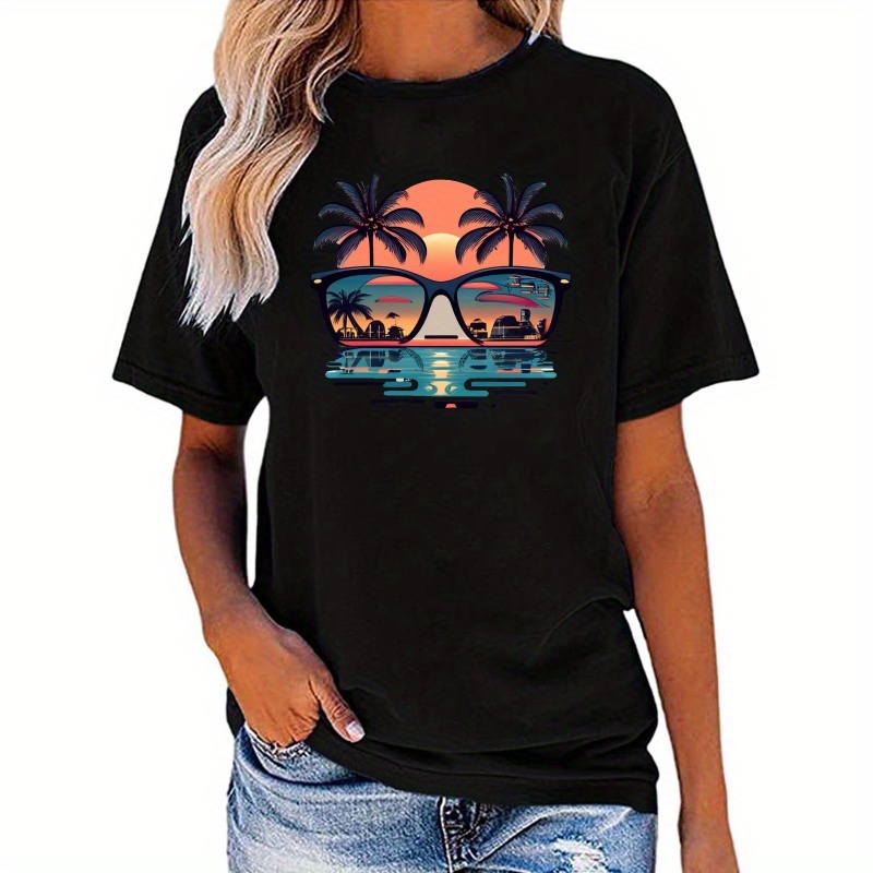 

Beach Sunset Print Crew Neck T-shirt, Casual Short Sleeve Top For Spring & Summer, Women's Clothing